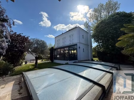villa de luxe à vendre à saint-maur-des-fossés
