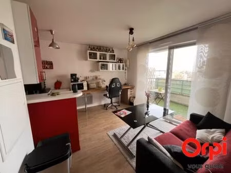 trappes – beau 2 pièces lumineux en très bon état proches des commodités