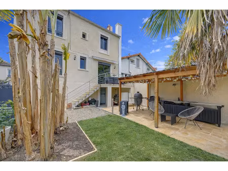 maison quartier mexique avec piscine