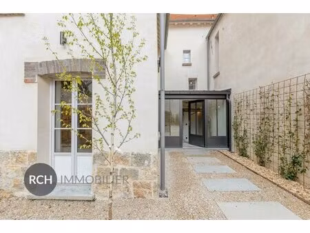 exclusivité - charmante maison ancienne parfaitement rénovée avec matériaux anciens et nob