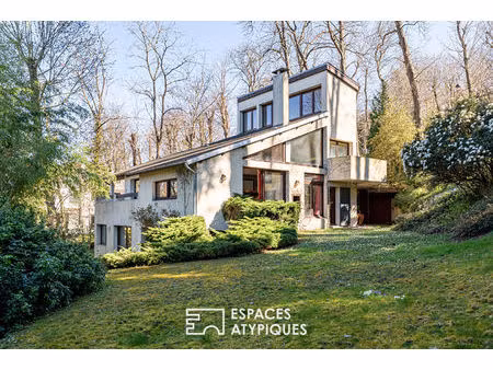 superbe maison d'architecte et son appartement indépendant en rez de jardin