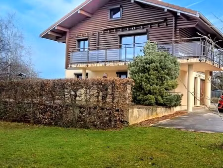 maison 106 m² sur la commune de montain.