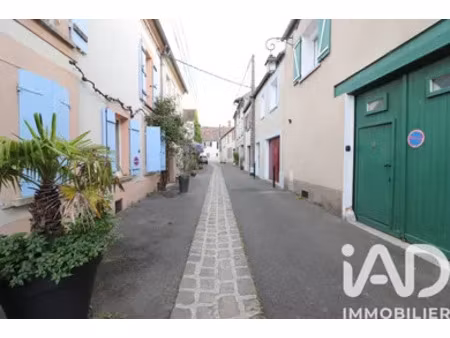 appartement à moret-loing-et-orvanne (77250)