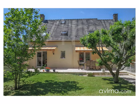 maison à noisy-le-roi 210m2 5 chambres avec sous-sol total