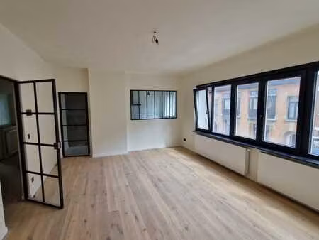 appartement 2 chambres de 102 m²  rénové en 2026
