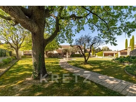 villa de luxe à vendre à maillane