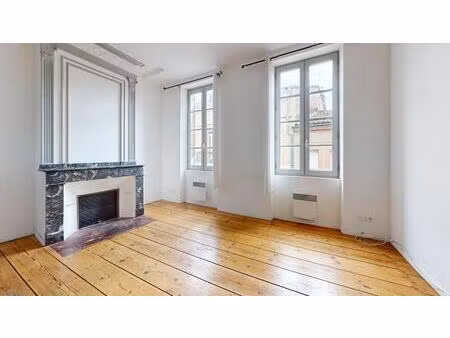 toulouse-saint aubin appartement t2 d'environ 37 m² – traversant  cachet  lumineux et calm