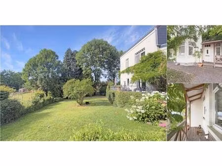 villa à vendre avec terrasse et jardin   lasne (vbe11548)