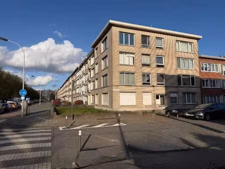 boeket: 35.300. rente 846  vrouw 77j  blijft wonen  max 10j