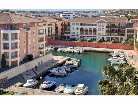 appartement fréjus 26.7 m² t-2 à vendre  205 000 €