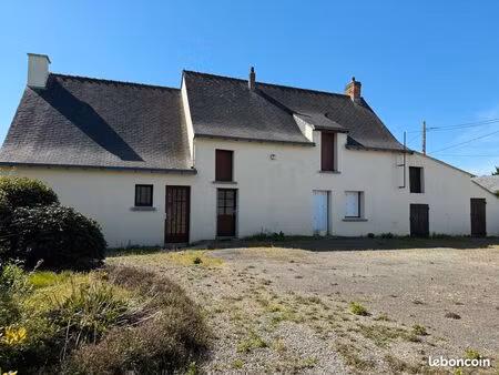 suce sur erdre  maison de caractere a renover