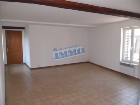 appartement 2 chambres à avesnes le comte