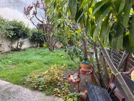 appartement t2 meublé avec jardinet privatif et garage