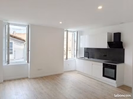 appartement rénové – lumineux – hyper centre ribérac