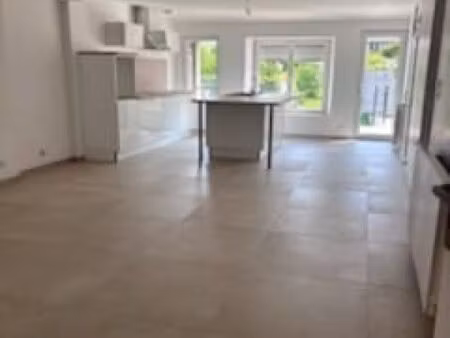 maison à louer – ludres centre village rénovée récemment