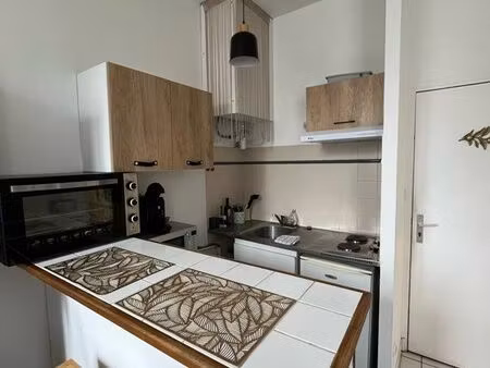 studio lumineux au cœur du centre piéton + parking gratuit