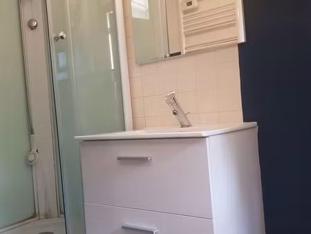 maison 2 chambres petite cour