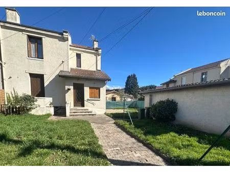 appartement rez de chaussée dans maison