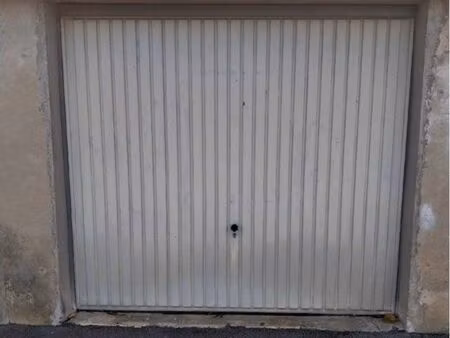 location grand garage 18m2