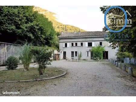 maison 4 pièces 127 m²