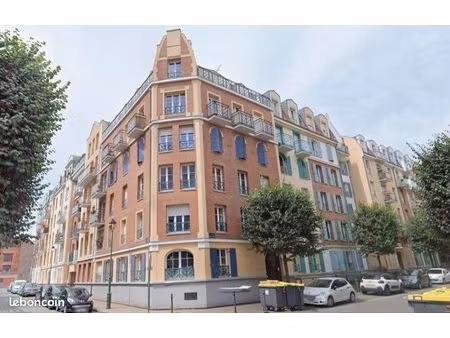 t2 vieux lille terrasse et parking