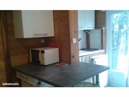 studio meuble a la campagne