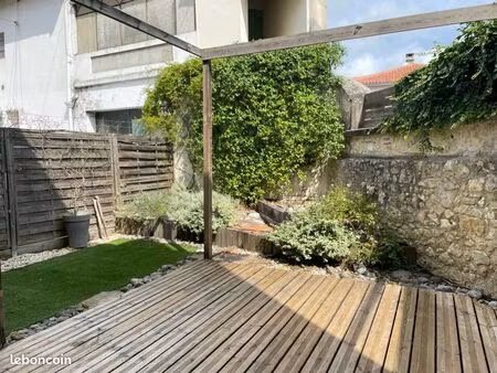 t3 85m2 avec terrasse 690