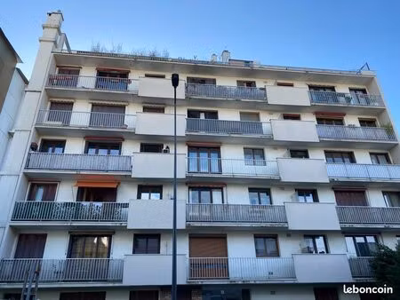 rue kleber - location box pour véhicule