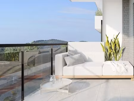 vente appartement 4 pièces 85 m² à grasse (06130)  349 000 €