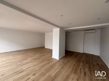 location commerce 64 m² à rambouillet (78120)