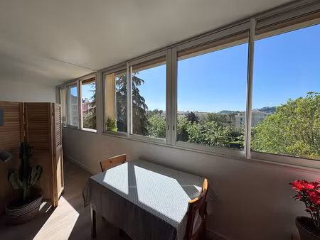 appartement 4 pièce(s)