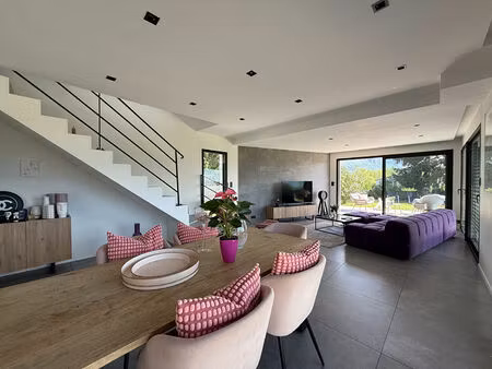 maison drumettaz clarafond 5 pièce(s) 121 m2