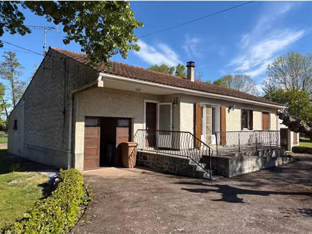 villa type 4 à 3 km du centre ville