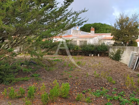 terrain barbatre 300 m2