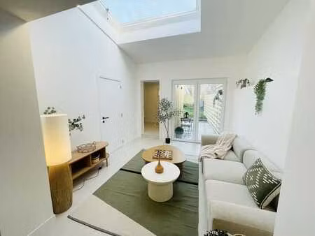 superbe maison 3 façades 3ch avec jardin