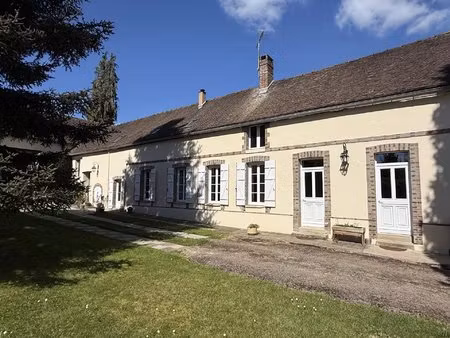 longère de charme – 4 chambres – dépendances – terrain 2 000 m² – lailly (89190)