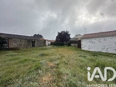 vente terrain 825 m² saint-julien-des-landes (85150)