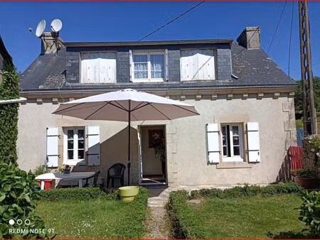 56560 guiscriff maison de hameau au calme parfaitement entretenue 2 chambres jardin