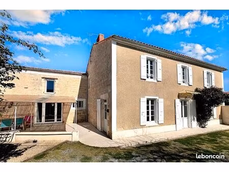propriété 296 m² saint medard d aunis