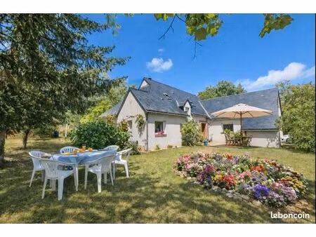 maison/villa spacieuse  8 pièces  187m2 habitable  terrain 1906m2