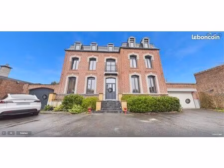 maison de maître individuelle rénovée st roch cambrai 260m2