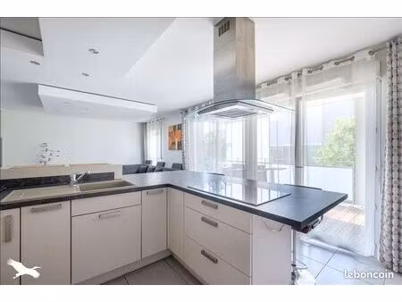 vente bel appartement 3 chambres venissieux centre