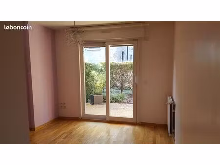 t2 54m² lumineux avec jardins + parking – calme – saint nazaire les eymes