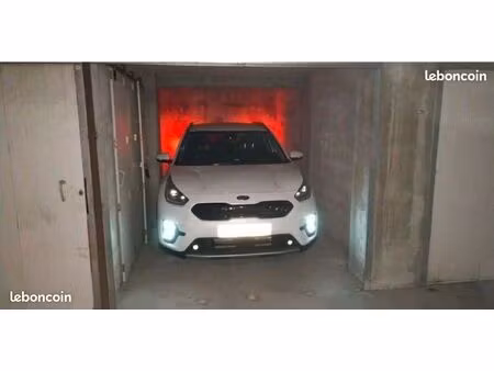 garage ss/pau 43 ter avenue du loup agora 3