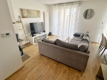 loue appartement place paul eychart