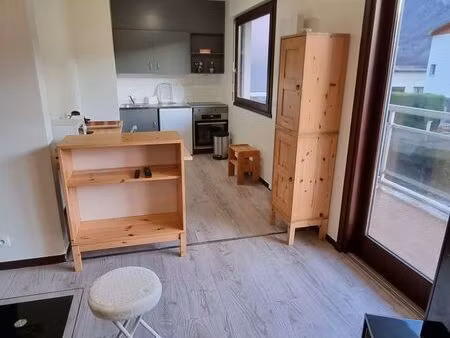 bel appartement meublé de 25m2 dans une résidence bien tenue et sécurisée