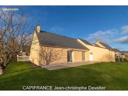 maison 4 pièces avec terrasse  garage et jardin à gorron (53120)