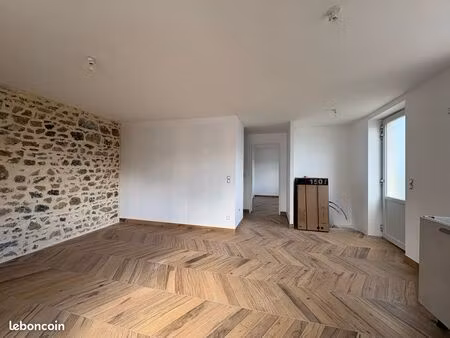 appartement t2 centre de beaujeu