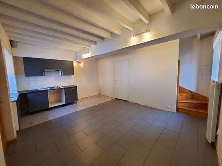 appartement t3 non meublé 53 m²