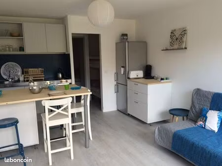 etudiants : appartement 28m² avec jardinet de 15m² res.les soleillades palavas